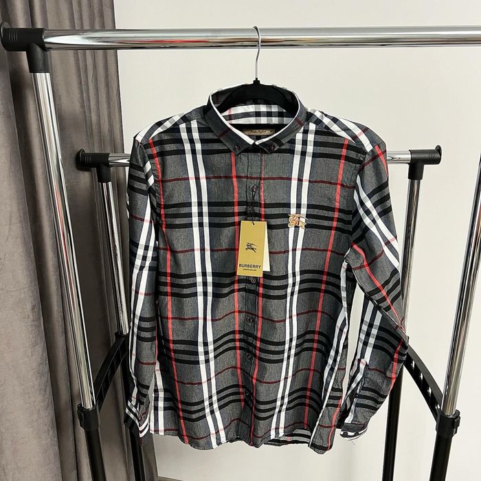 Camasa BURBERRY super calitate