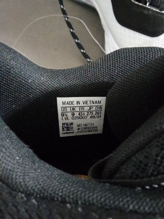 Adidași Adidas  Noi