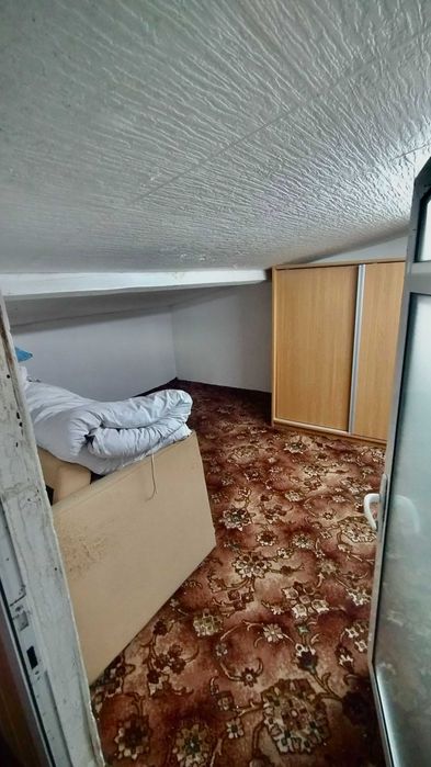 Inchiriez garsoniera Bulevard etaj 3
