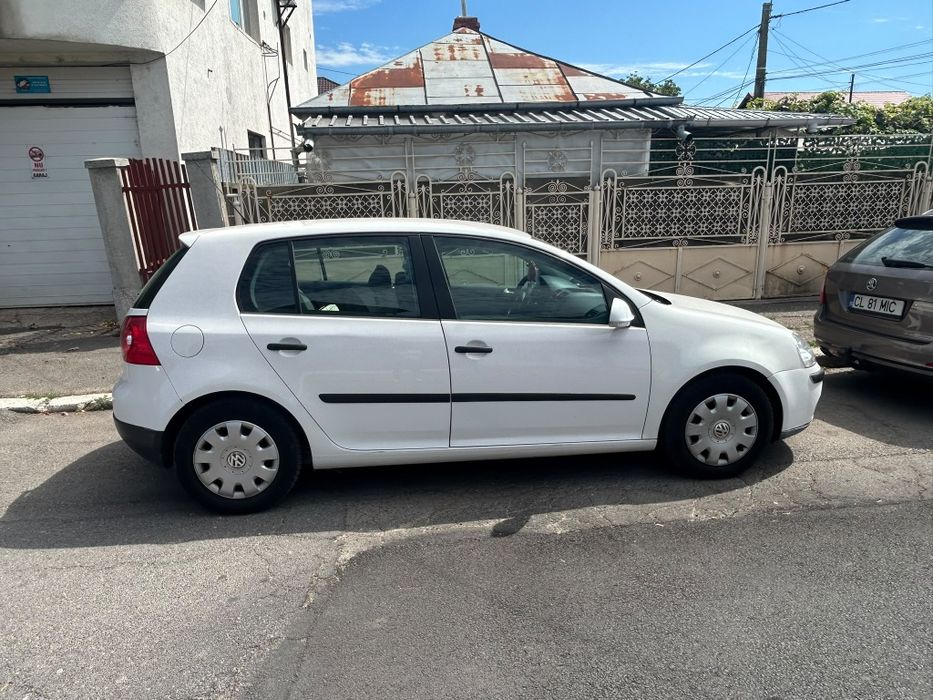 Doar Vând Golf 5