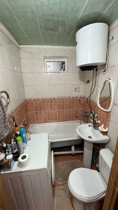 Продаю квартиру на западе