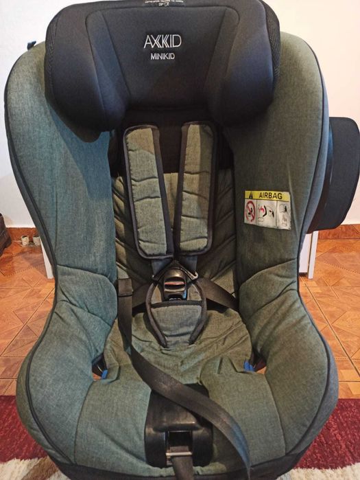 Scaun auto pentru copii Axkid Minikid 2