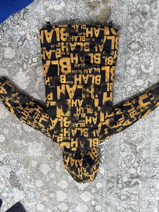 Продам зимнюю куртку