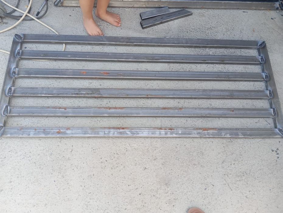 Сваршик сантехник.