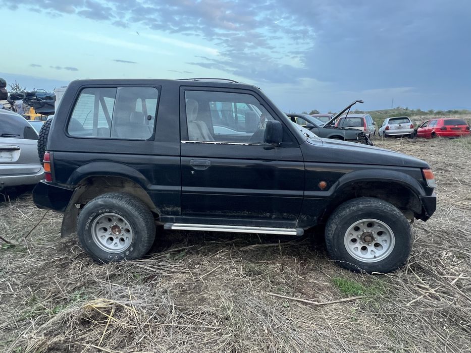 Mitsubishi Pajero 2.5 дизел на части