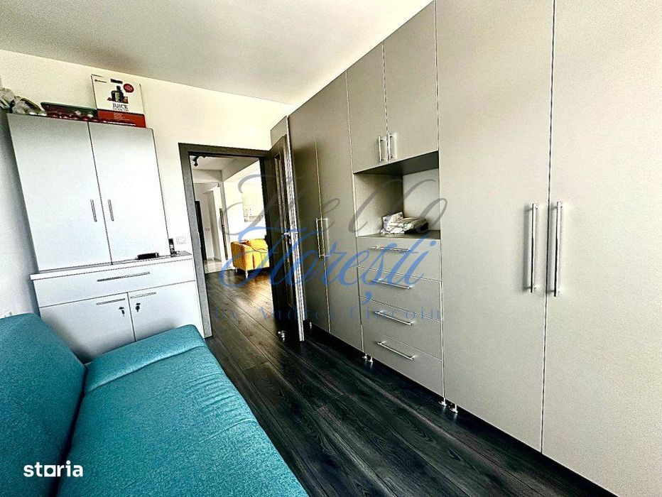 Apartament cu 3 camere 75 mp | balcon 8 mp si 5 mp | parcare | zona Vi