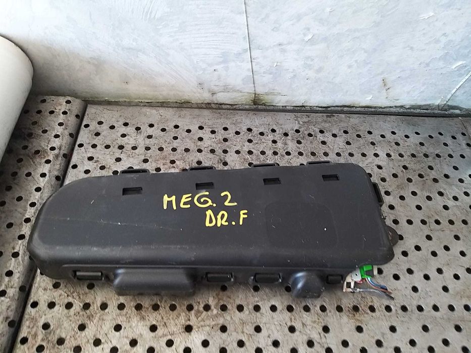 Airbag scaun dreapta fata renault megane 2 jm0 1 8200077832b
