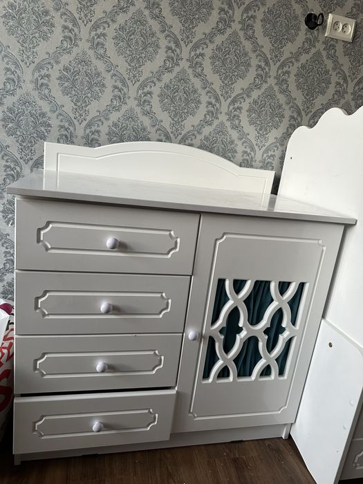 Detskiy kravat +shkafchik