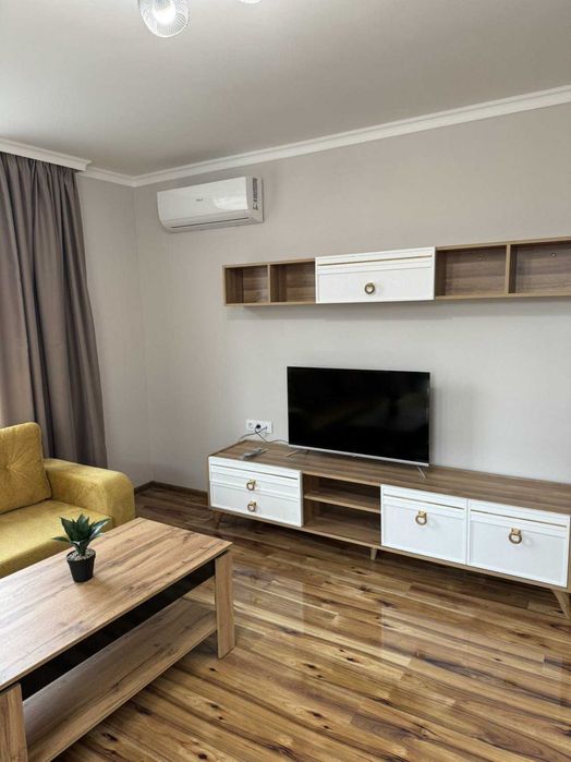 Продава се Тристаен апартамент в Пловдив, Кършияка - 100 кв.м за 2200 €/кв.м - Снимка #4