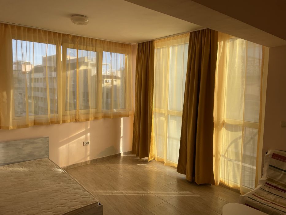 Апартамент под наем Сл бряг