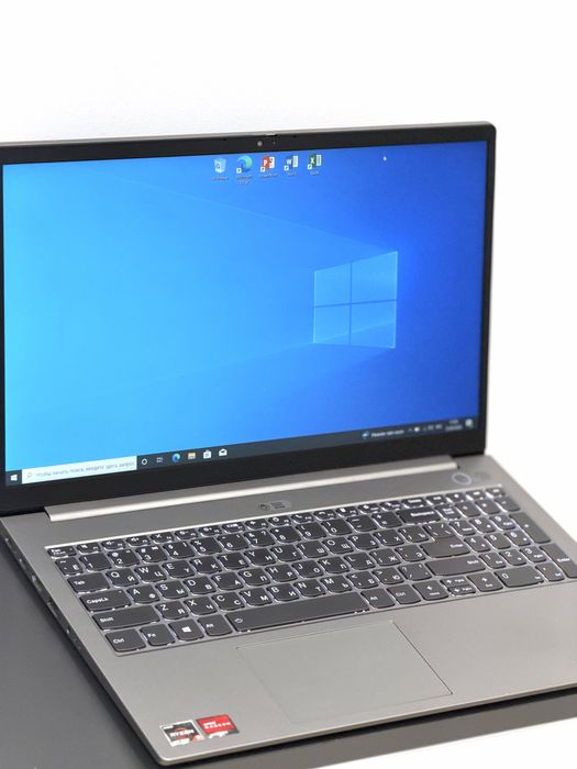 Продам мощный ноутбук в отличном состоянии