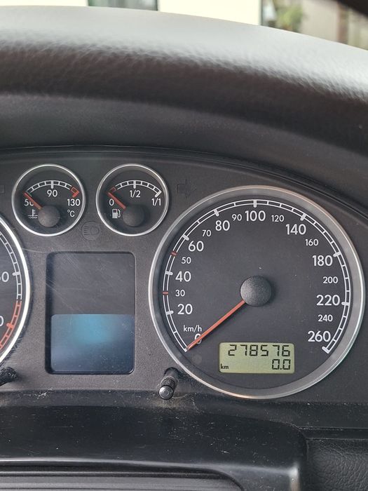 Volkswagen Passat 2003