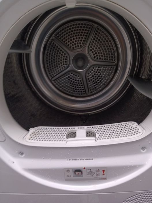 Комплект пералня и сушилня с термопомпа Бош Bosch Serie 4 A+++ 8кг