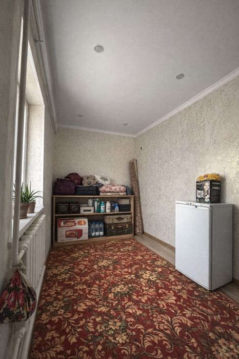 Үй сатылымда 7бөлмелі