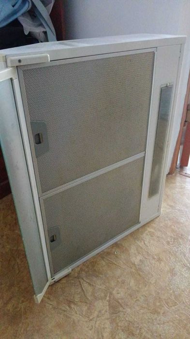 Вытяжка кухонная