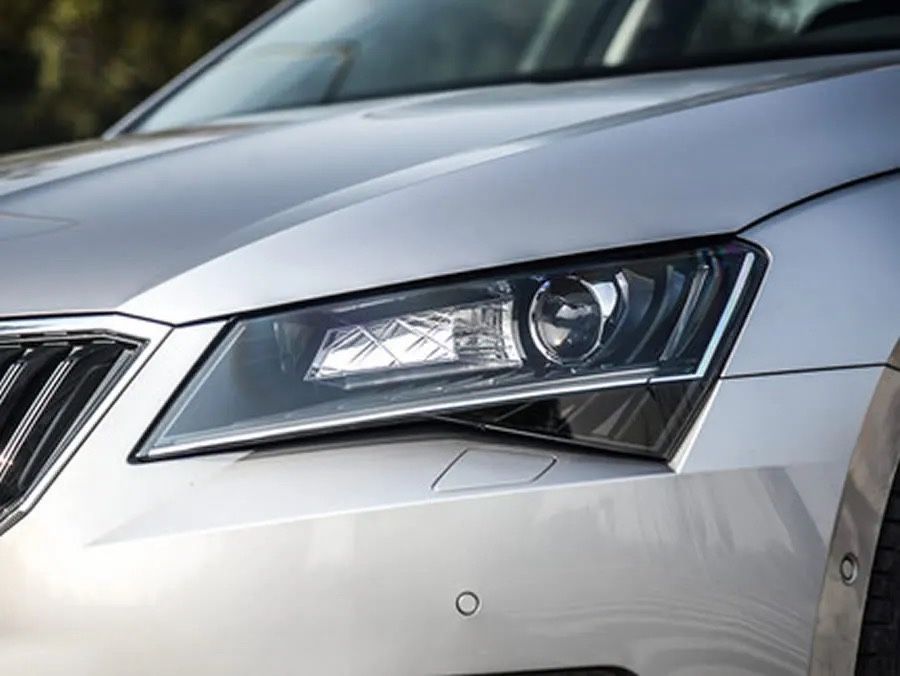 Set sticle far Skoda Superb 3 2016-2018