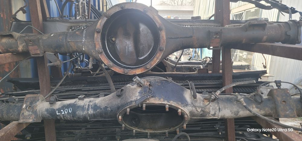 Задний чулок Митсубиси Л200