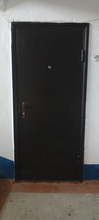 Продаем входные двери