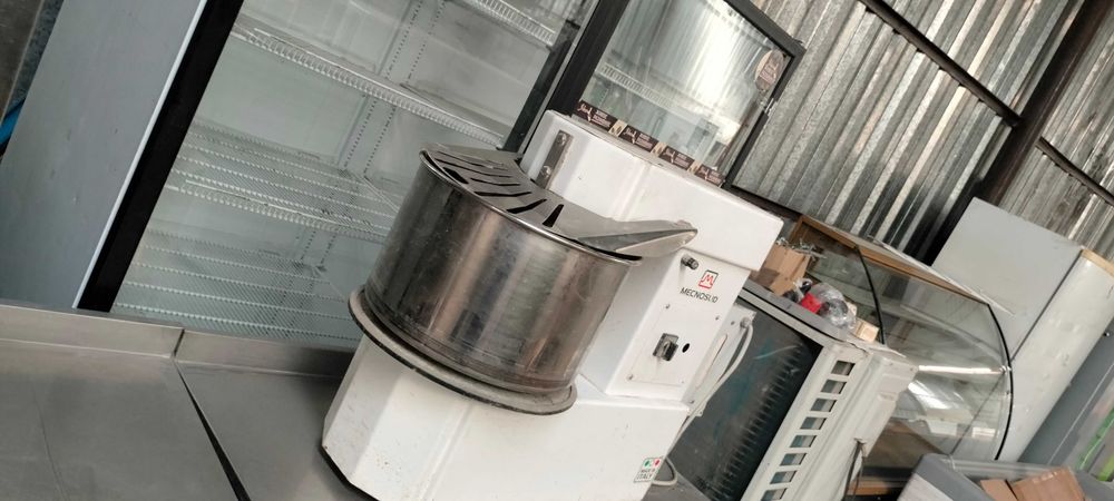 Тестомес для пекарня