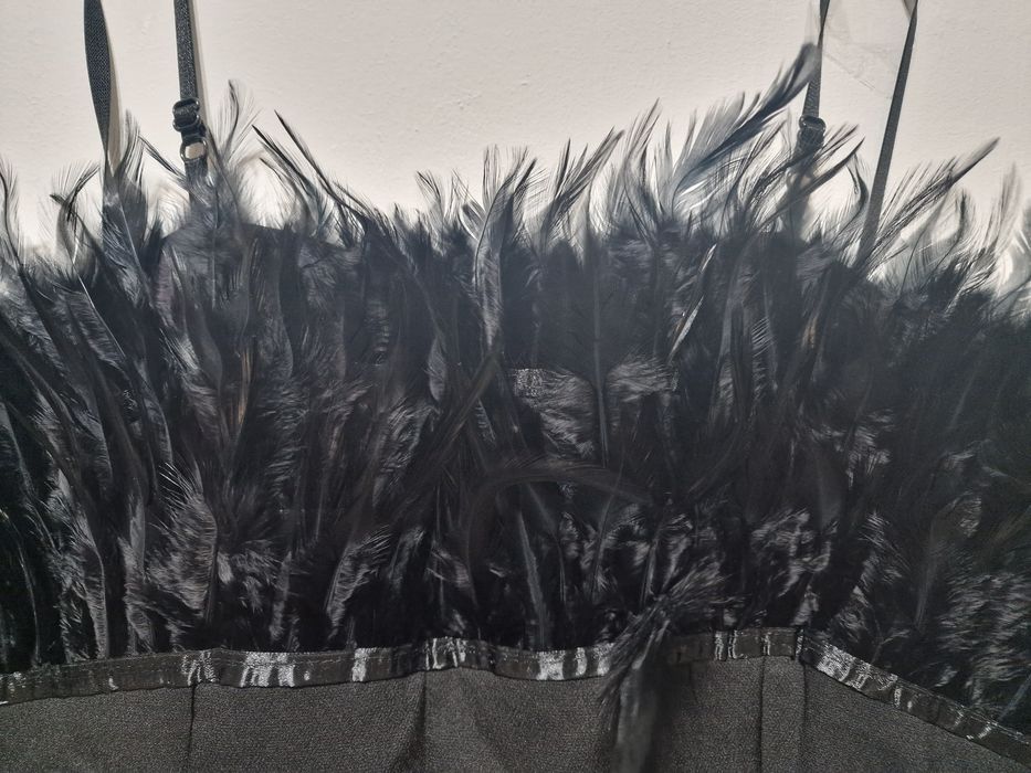 Rochie de seara cu pene