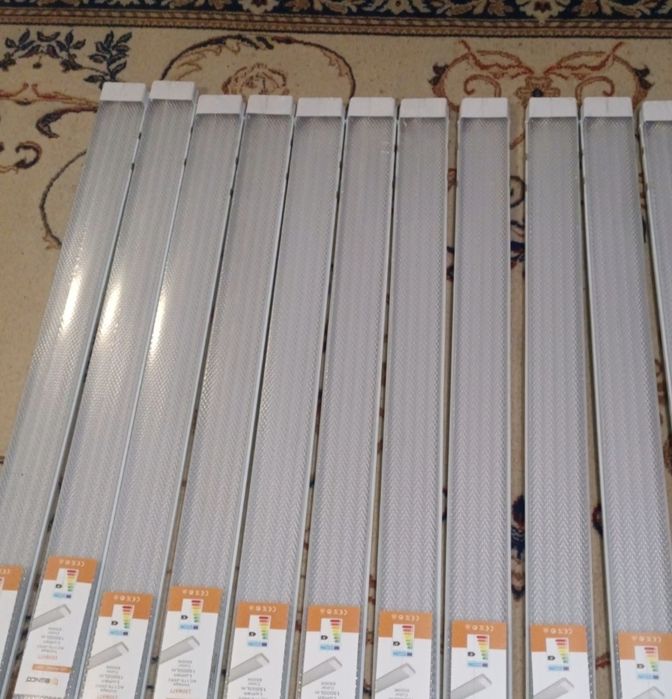 Продам светильники настенно-потолочные