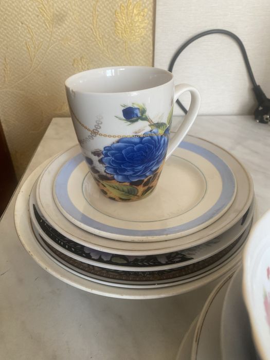 отдаю даром,выкидывать жалко