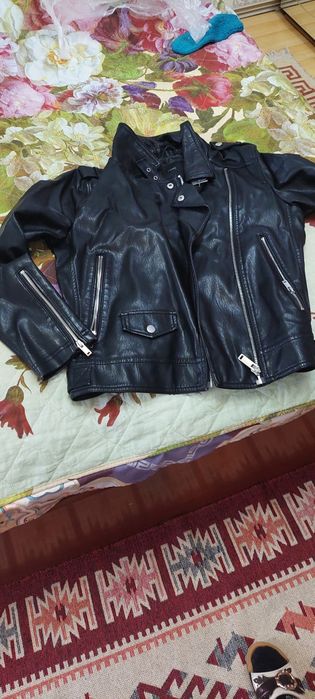 Продается женская и детская одежда б/у