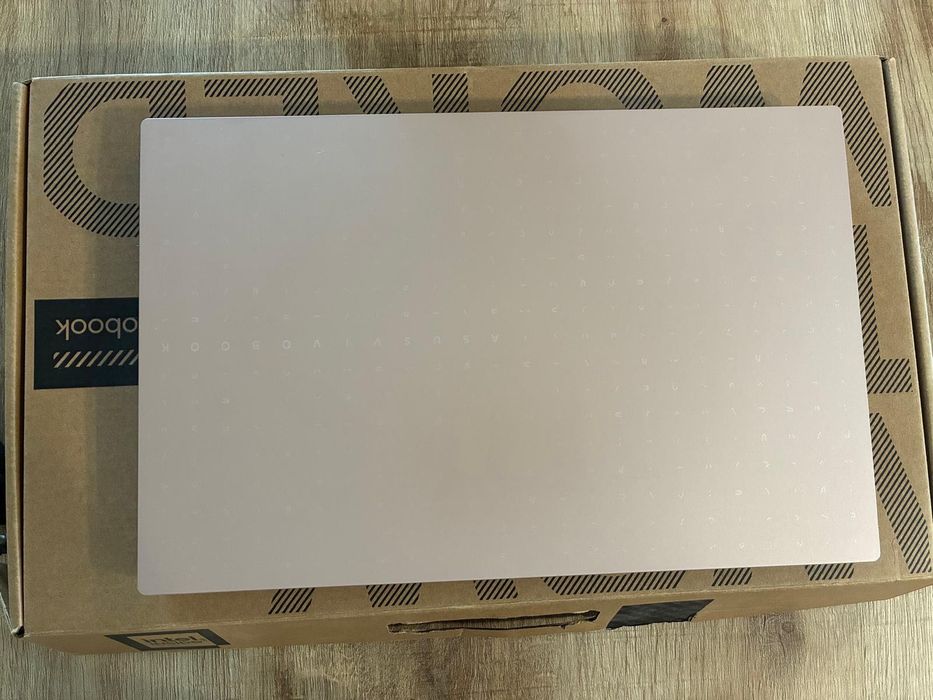 Laptop / Asus Vivobook x1502ZA / 15.6 inch / 256GB + 8GB RAM