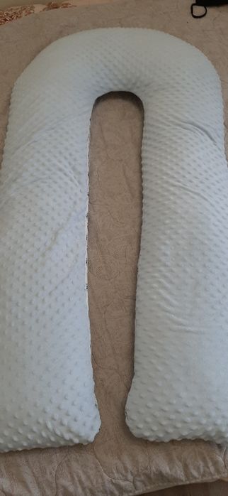 Продам подушку для беременных.