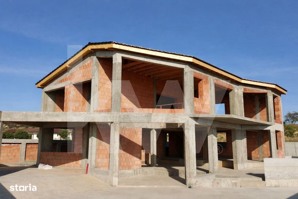 Vila impresionanta cu vedere panoramica spre munti in cartier Bavaria