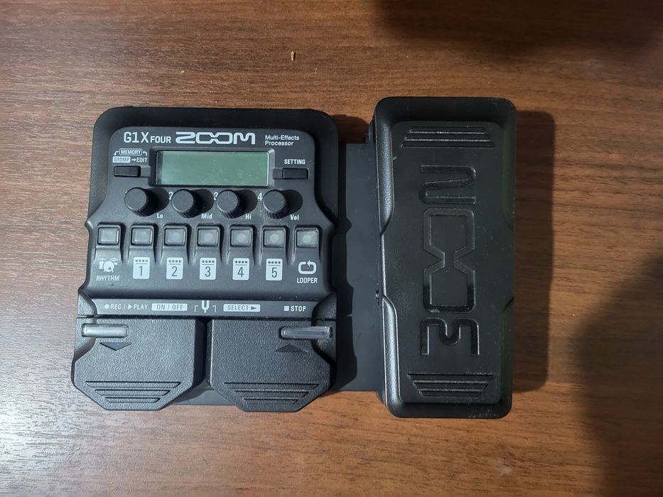 Продам умное зеркало, электрогитару и принтер