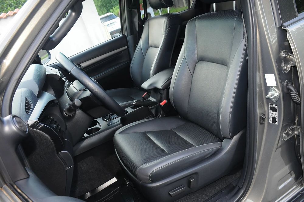 Toyota Hilux DoubleCab 2021 2.8D 204 CP Clima Piele Navi Camera, 60.000 km/Garantie