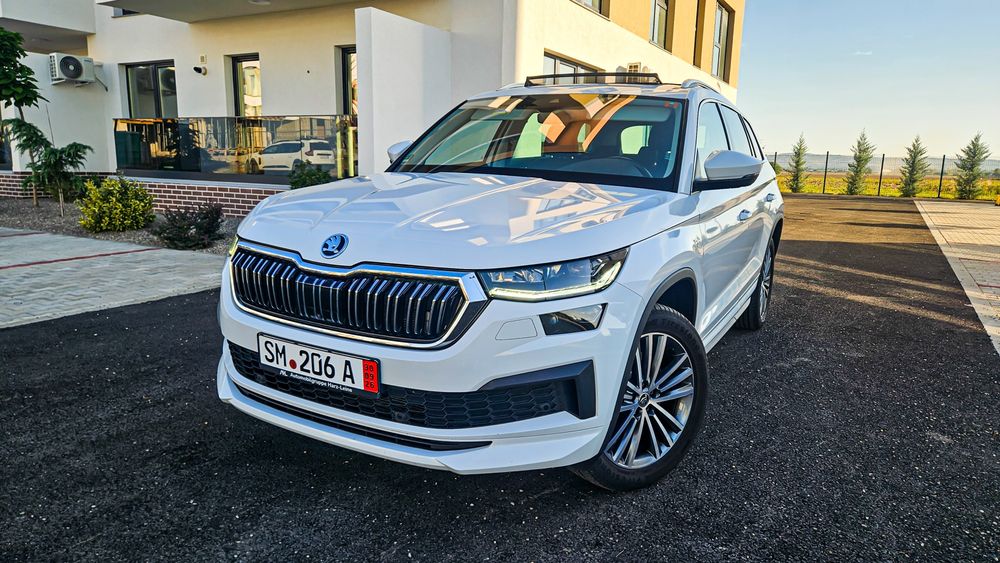 Skoda Kodiaq  2.0 Laurin&Klement_Alb Perlat_Plafon_Cam 360°_Canton_Distronic