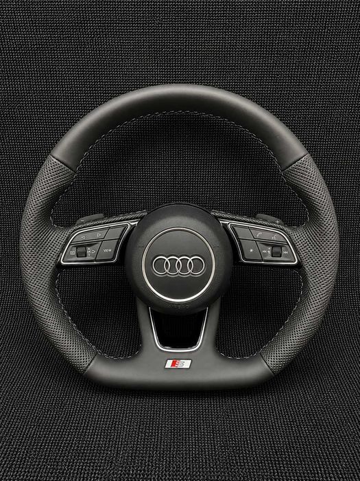 Volan Audi RS Custom | Piele / Carbon / Alcantara | A1 A3 A4 A5 A6 A7 A8 S3 S4 S5 S6 S7 S8 RS3 RS4 RS5 RS6 RS7 Q2 Q3 Q5 Q7 Q8 TT R8
