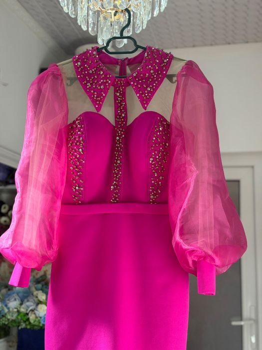 Rochie elegantă fucsia