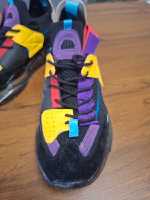 Маратонки удобни леки шарени  43номер