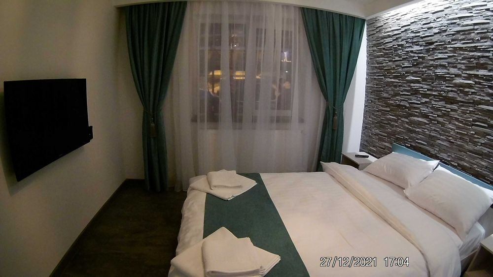 Vand Apartament 2 camere , Parter