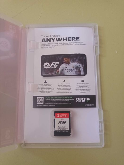 Продавам  FIFA25