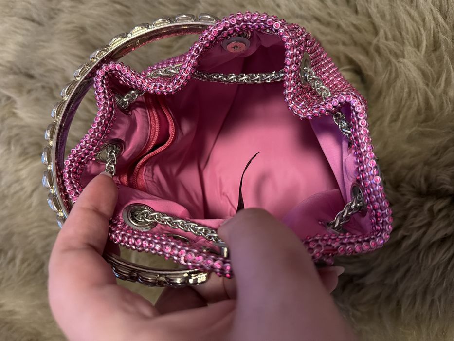 Малка чанта с камъни, розова, тип pouch