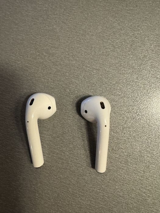 Продавам оригинални AirPods