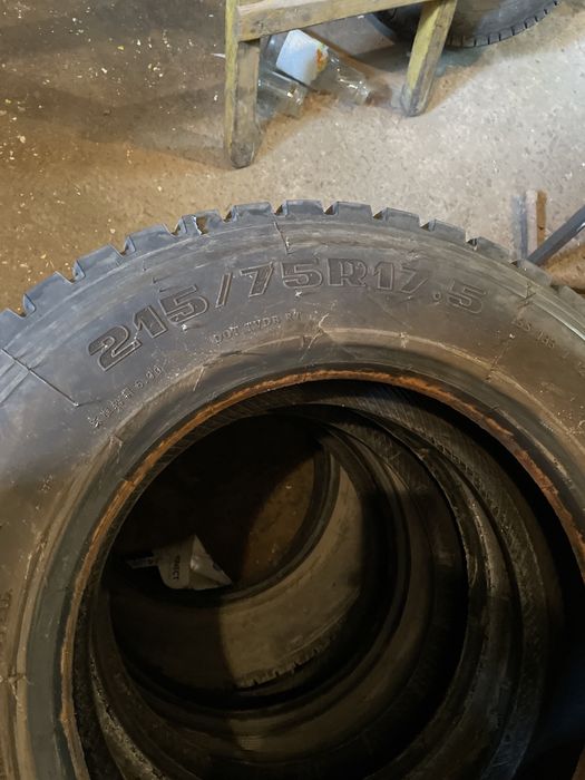 Продам резину R17.5