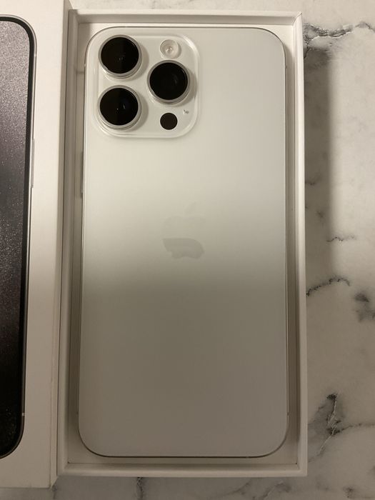 iPhone 15 Pro Max – 256 GB – Бял (White Titanium)