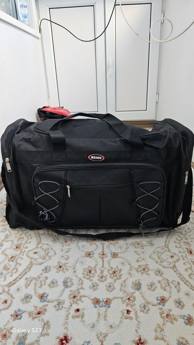 Продам большую дорожную/спортивную сумку