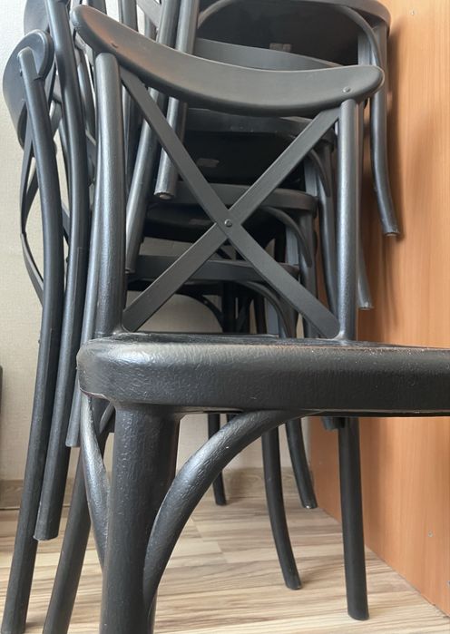 Стул черный (ретро)