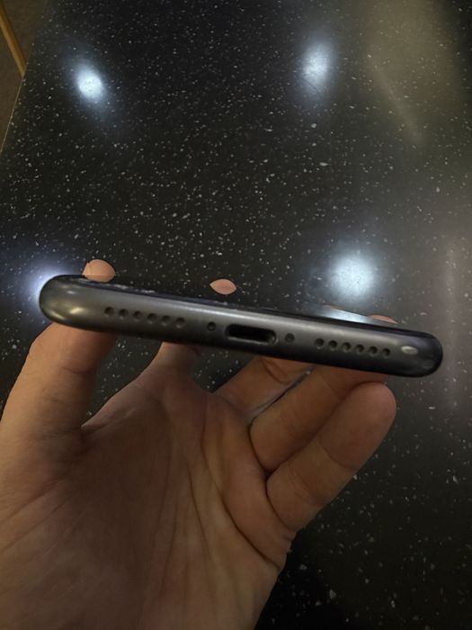 Обменяю Iphone 11
