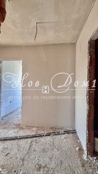 Продава се Двустаен апартамент в Пловдив, Гагарин - 72 кв.м за 1098 €/кв.м - Снимка #5