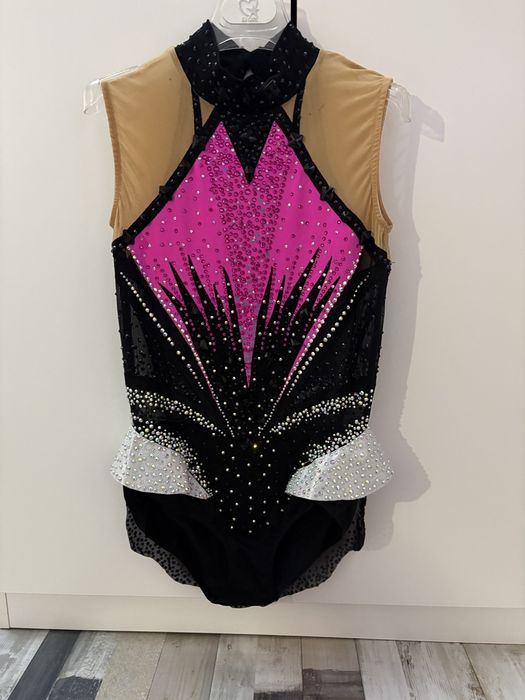 Трико за художествена гимнастика