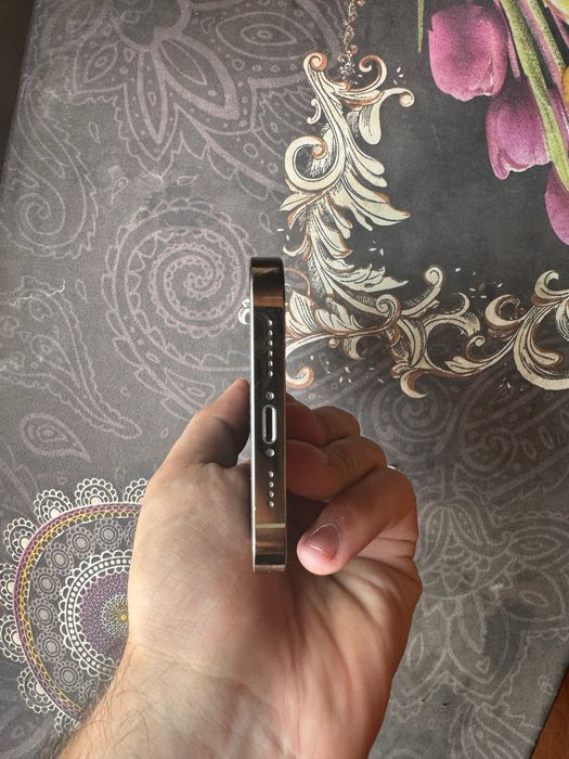 iPhone 14 Pro Max Gold