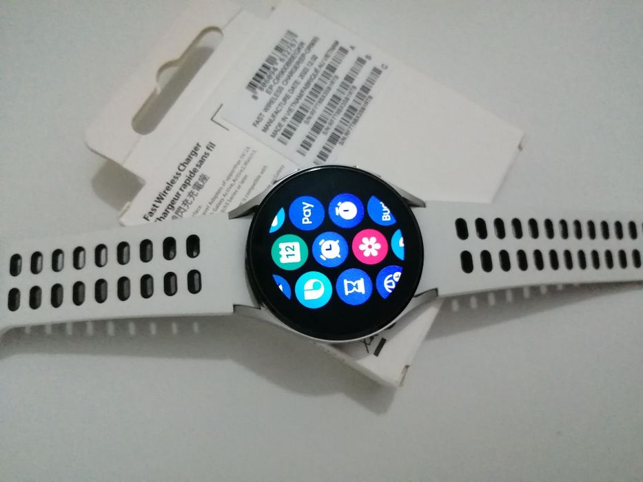 Ceas Samsung Watch 4