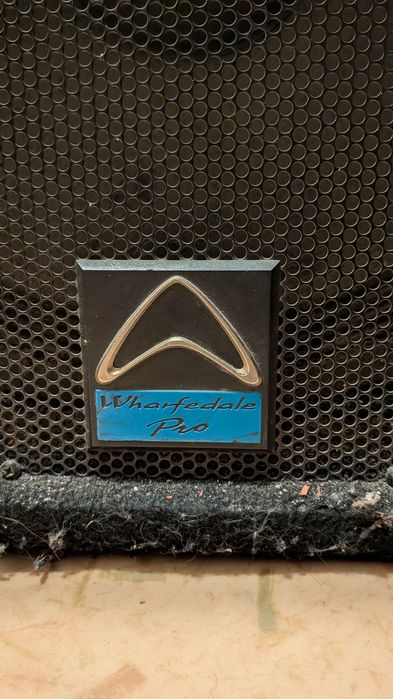 пассивные колонки Wharfedale Pro VS-15.